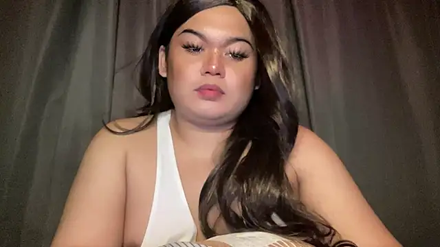 RedHead_Thalia 即時 XXX 聊天