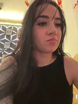 Онлайн чат XXX EmmyEvans1