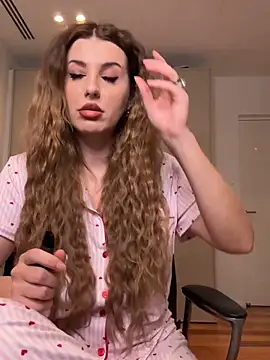 XXX chat uživo modela RoxxyDallas