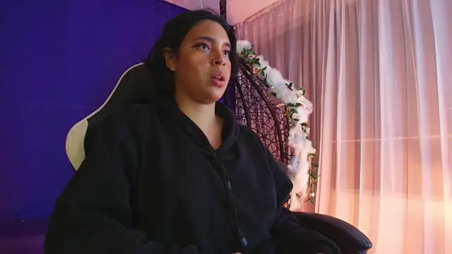 Živý XXX chat Emmapark_