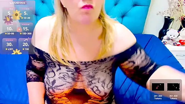 Nayla_Garner: онлайн-секс-чат