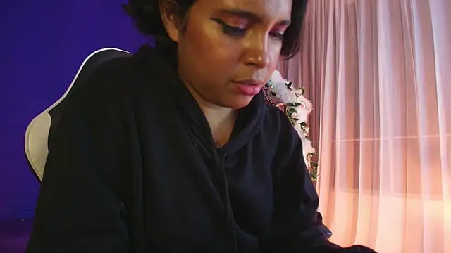 Emmapark_ Adlı Modelin Canlı XXX Sohbeti