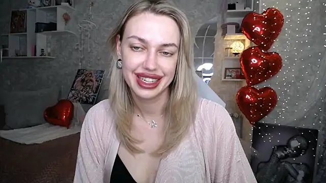 NickyAdamidi élő XXX-chatje