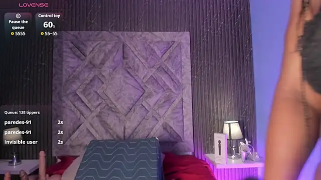 EmaRhodesのライブXXXチャット