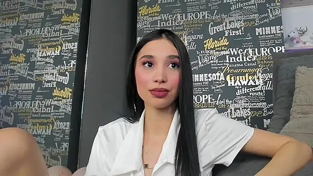 DemmiLove live XXX chat