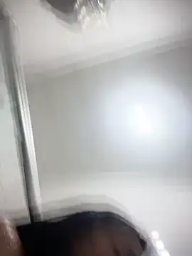 Latina_kiara élő XXX-chatje