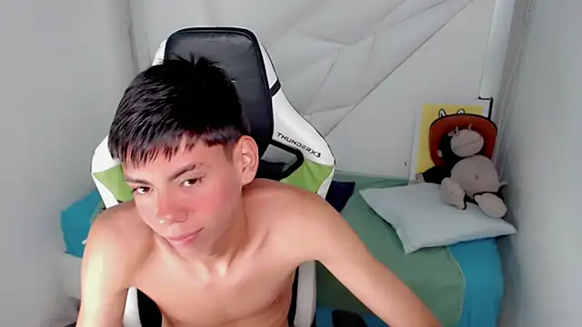 Liarr_'s Live XXX Chat