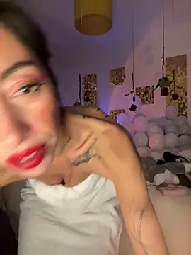 Amani_thewolf লাইভ XXX চ্যাট