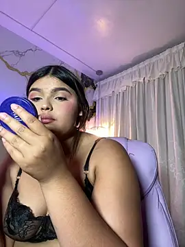 Lia_sexx: онлайн-секс-чат