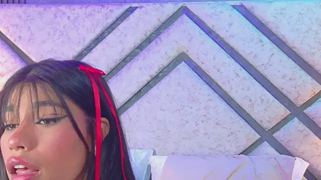 ZafiraRose Show in webcam