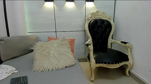 Онлайн чат XXX khris__evans