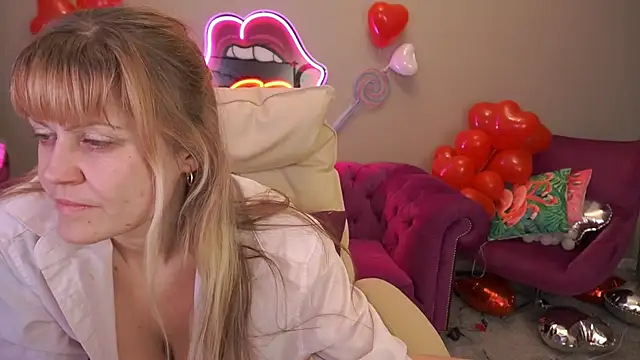 Chat XXX en directo de BellaLaPetit