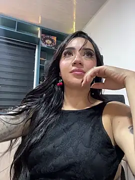 Chat +18 de EmmyEvans1 ao vivo
