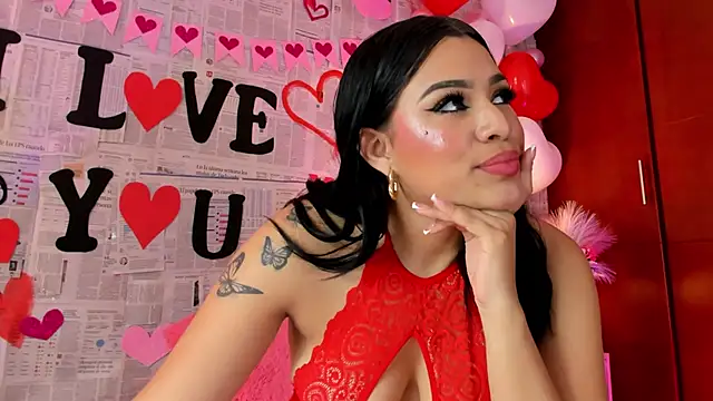 Linda_Fosterr Show in webcam