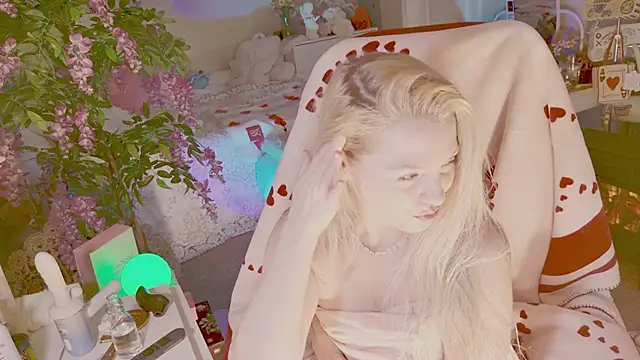 Talulaa ওয়েবক্যাম শো