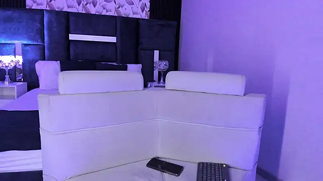 JaneeDaviss Chat XXX in diretta