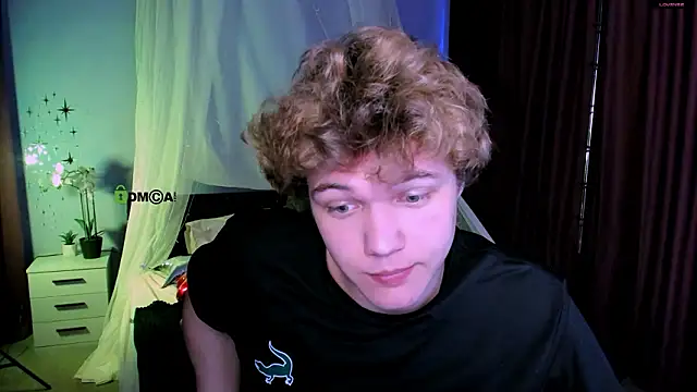 Вебкам-шоу lucas_long_