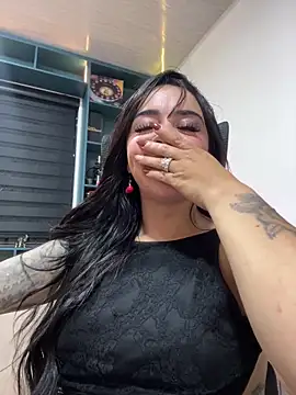 EmmyEvans1 live XXX chat