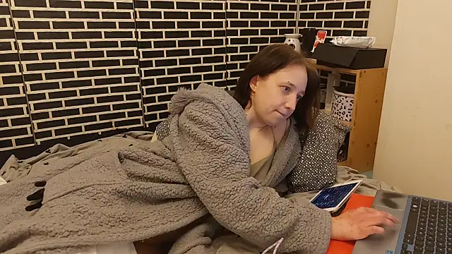 دردشة Spatgirl الجنسية المباشرة