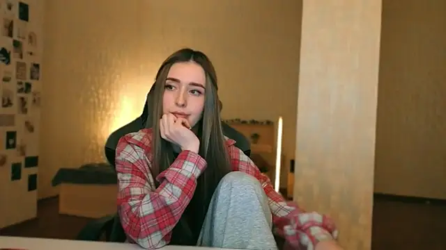 yourrdanceteacher élő XXX-chatje