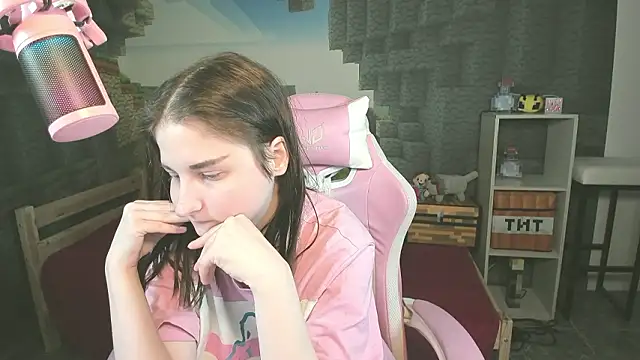 KiraDuvalln Live XXX chat