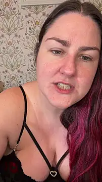 Lacey-BBW Chat XXX live