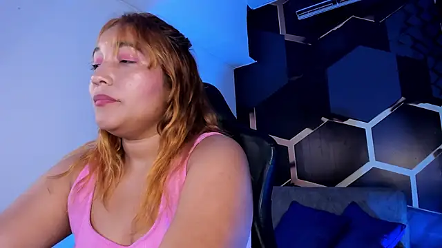 Chatroom XXX en direct de Charlote_Grey