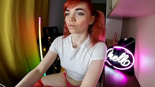 olivka-flower's Live XXX Chat