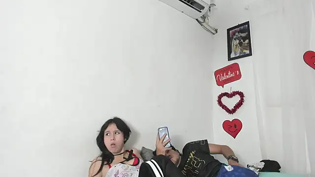 Laura_and_Kevin ওয়েবক্যাম শো