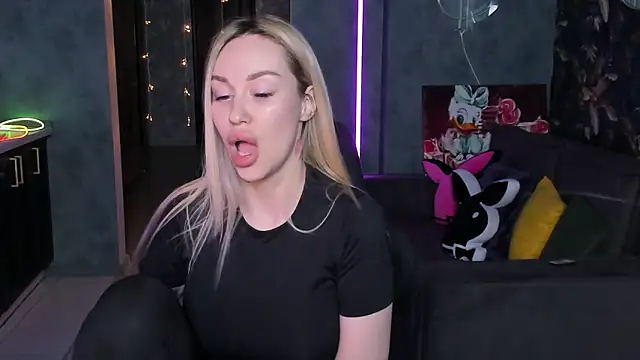 Blckmirrorr লাইভ XXX চ্যাট