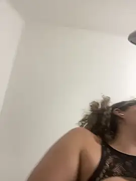 ISIS17_EF Live XXX-Chat