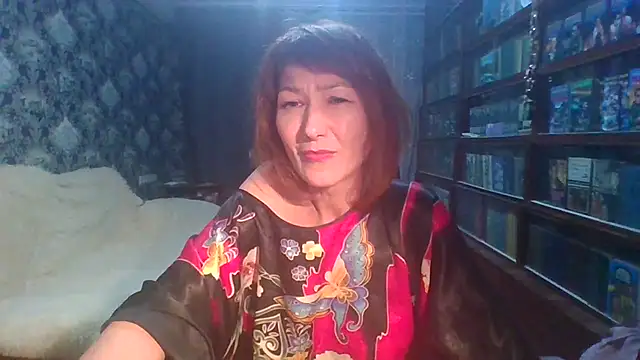 Pline1 élő XXX-chatje