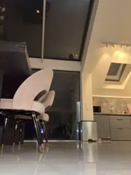 HotBella-: онлайн-секс-чат