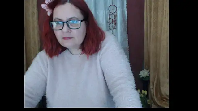 PlayfullMature Adlı Modelin Canlı XXX Sohbeti