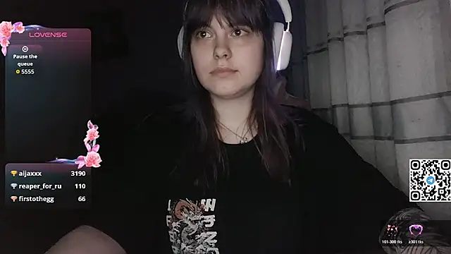 KristiBloomのライブXXXチャット