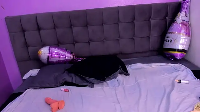 Alaiia___: онлайн-секс-чат