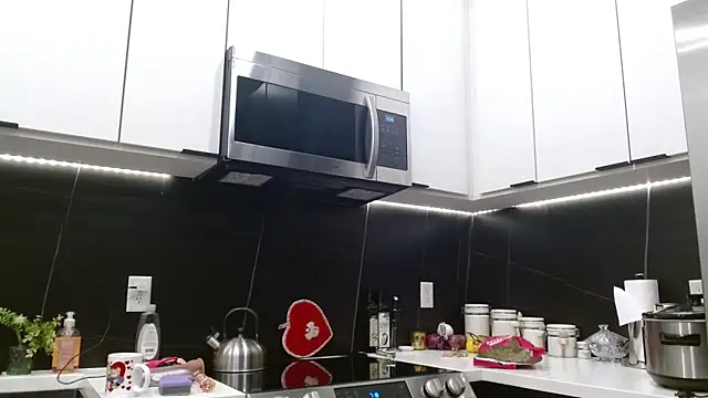 HazelSkyesChat's Webcam Show