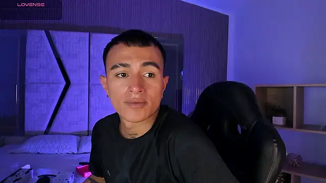 Chat XXX en directo de LiamDeep