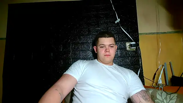 Онлайн чат XXX CuteButNaughty_