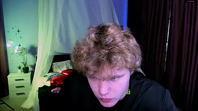 lucas_long_n Live XXX chat