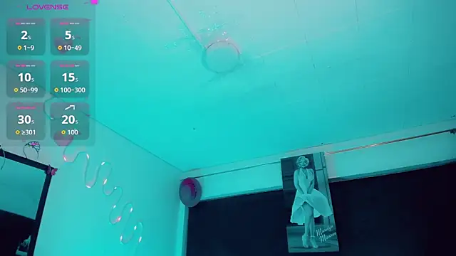 Kendall_hornyy: онлайн-секс-чат