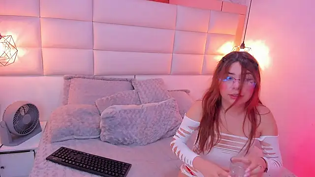 دردشة Isabela_clk الجنسية المباشرة