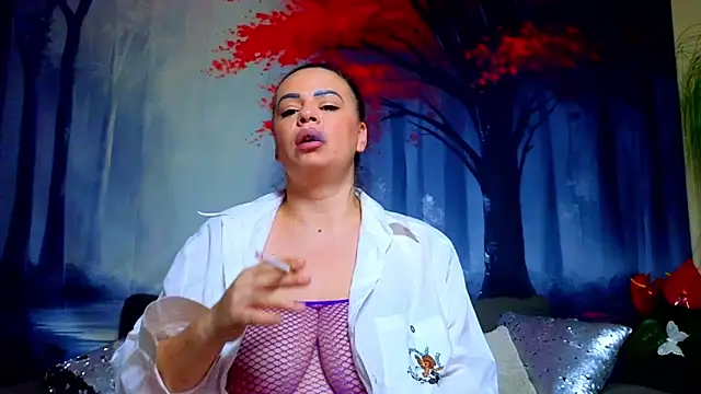 ElizabethEven Adlı Modelin Canlı XXX Sohbeti