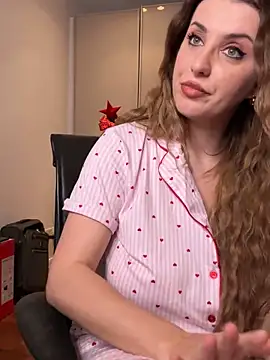 RoxxyDallas: онлайн-секс-чат