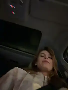 Chat XXX en directo de -AngelAri-