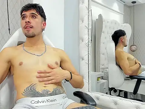 BrunoTurnerr Webcam Show