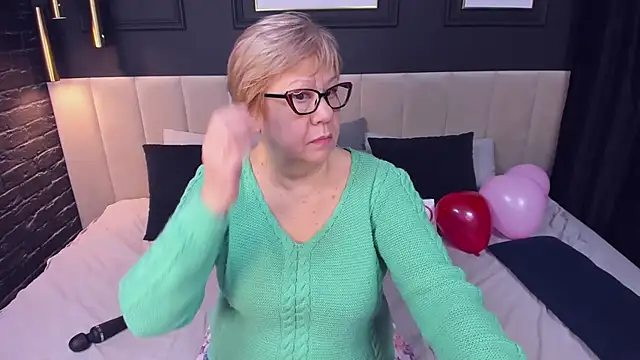 Chat +18 de JillMild ao vivo