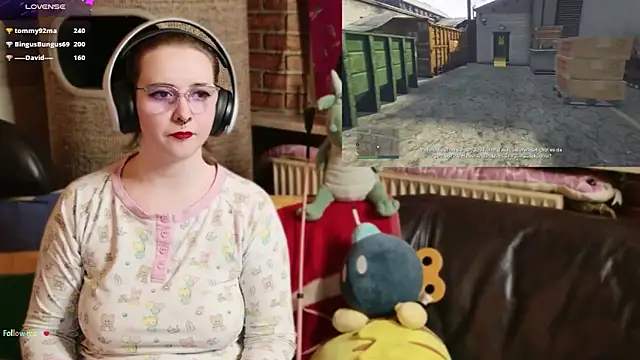 Chat +18 de GamerGirl_Eve ao vivo