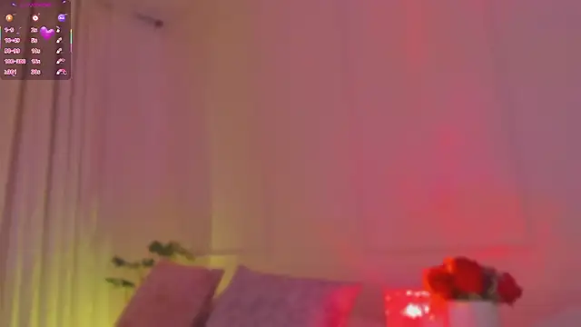 Онлайн чат XXX CrystalWw