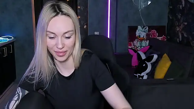 Blckmirrorr Chat XXX in diretta